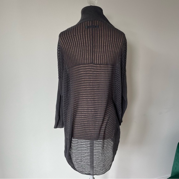Alice + Olivia Gray Linen Blend Shadow Striped Circle Open Cardigan EUC Size XS - Picture 3 of 10